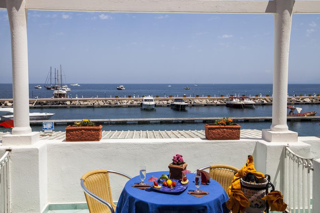 Hotel La Sirenella Lacco Ameno  Esterno foto