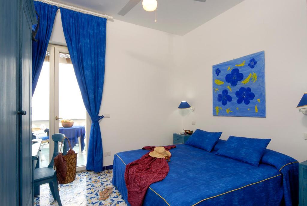Hotel La Sirenella Lacco Ameno  Esterno foto
